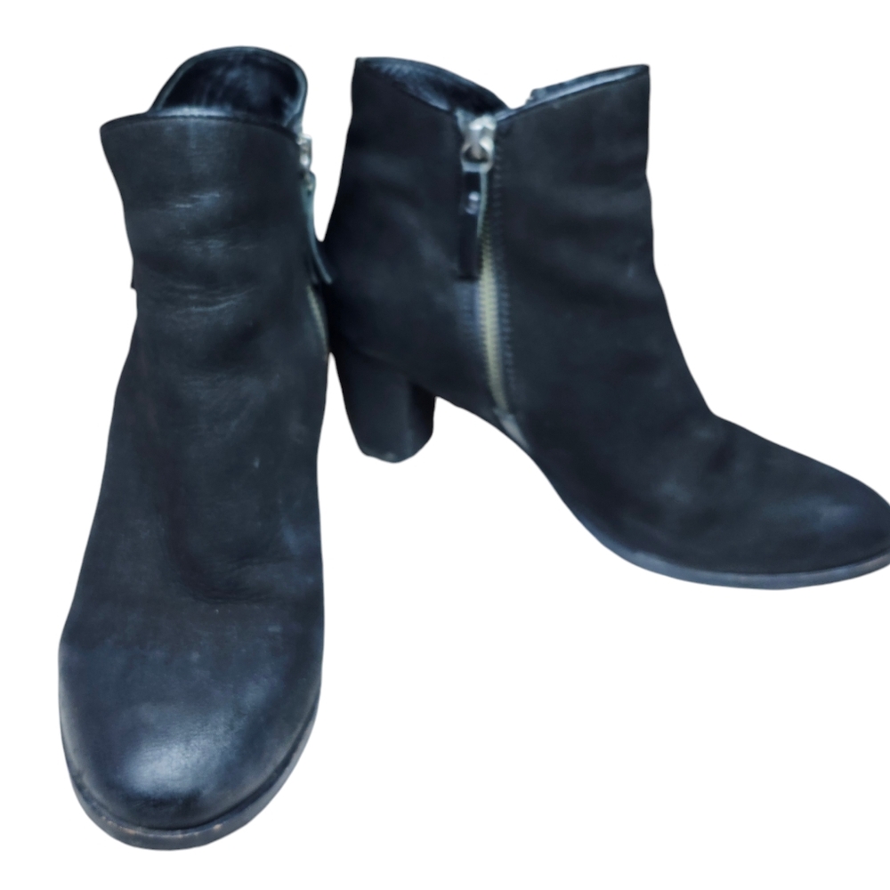 MIA Women's Black Suede Ankle Booties Heeled Double Side zip Size 8